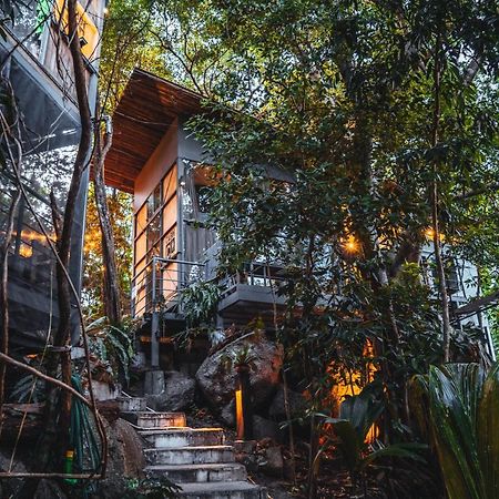 Warehouse Hostel Koh Tao Exterior photo