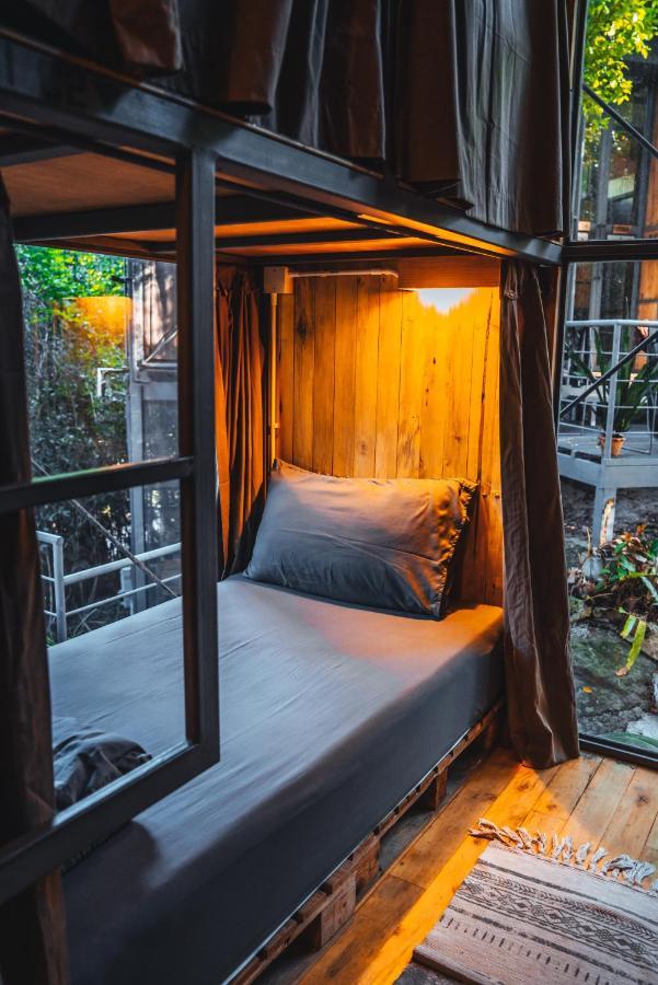Warehouse Hostel Koh Tao Exterior photo